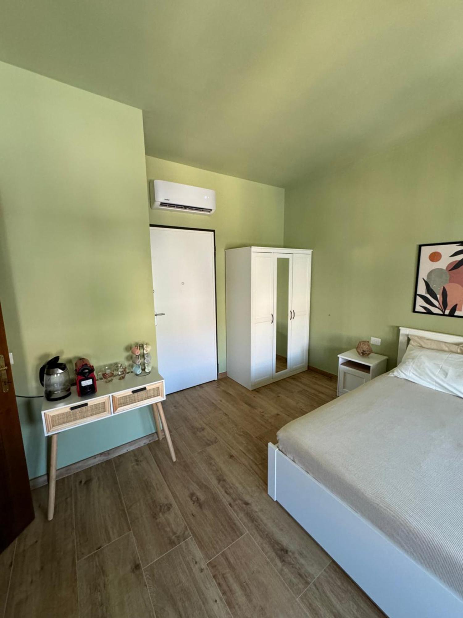The Green Room Cagliari Luaran gambar